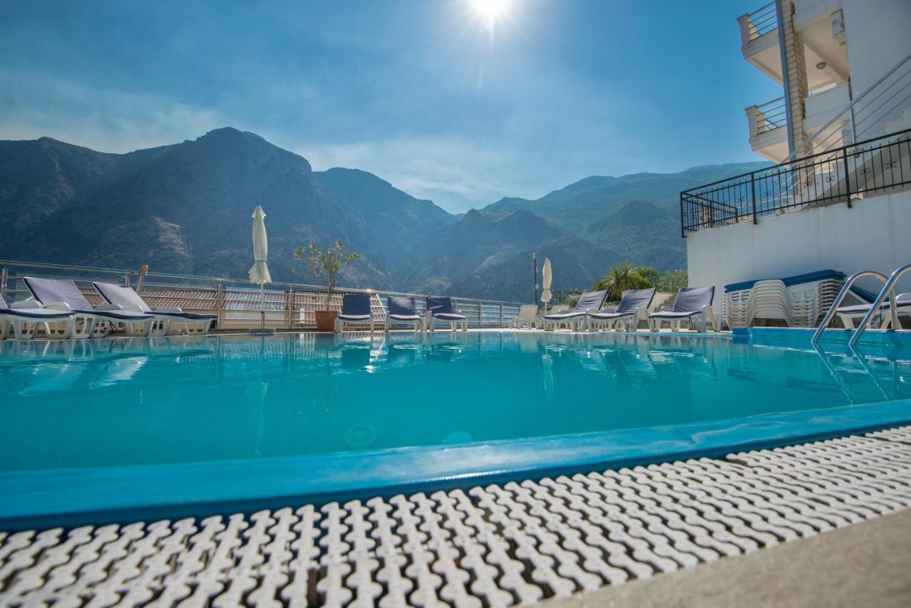 Kotor Muo Apartments C3 Bagian luar foto
