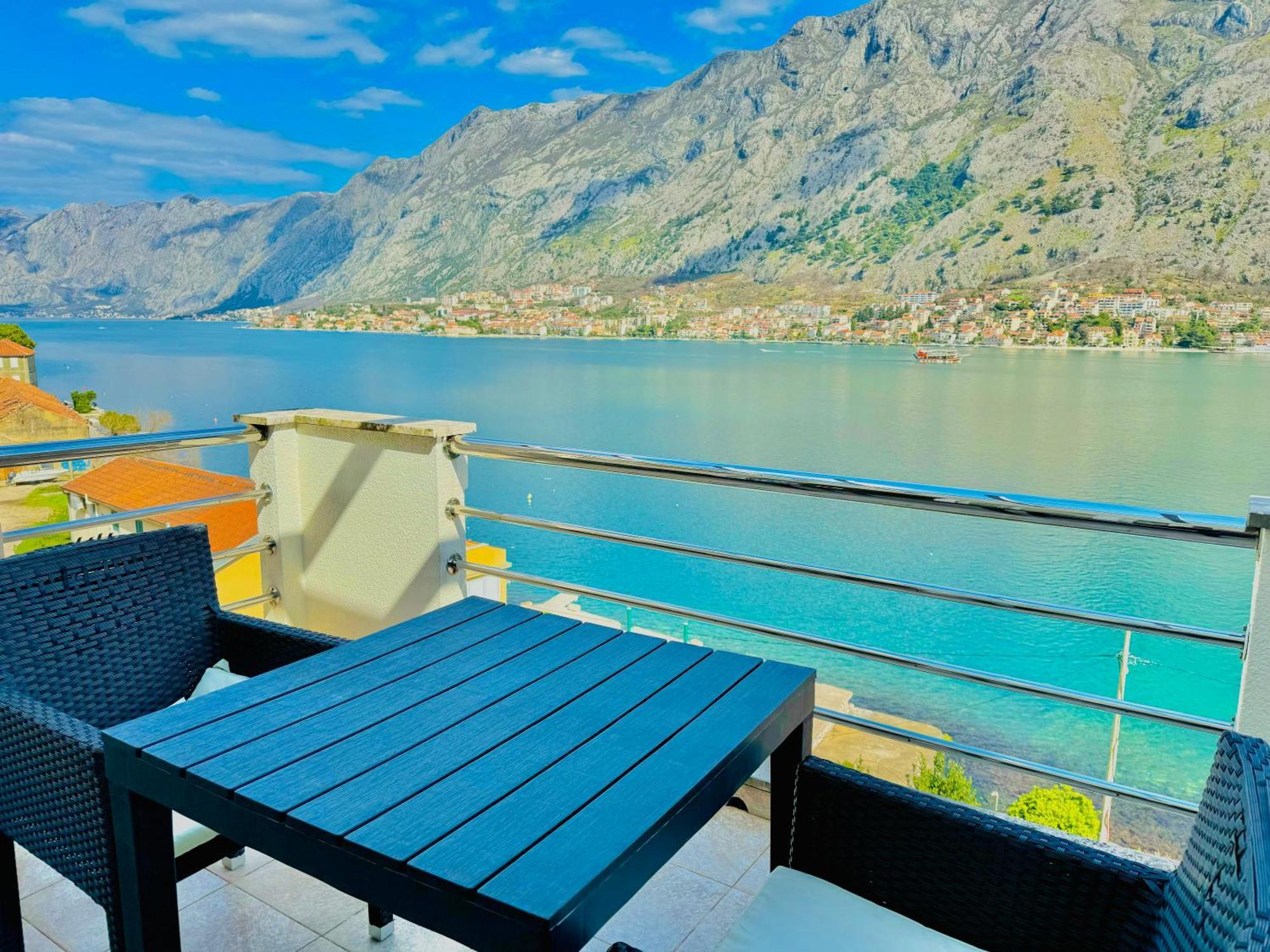 Kotor Muo Apartments C3 Bagian luar foto